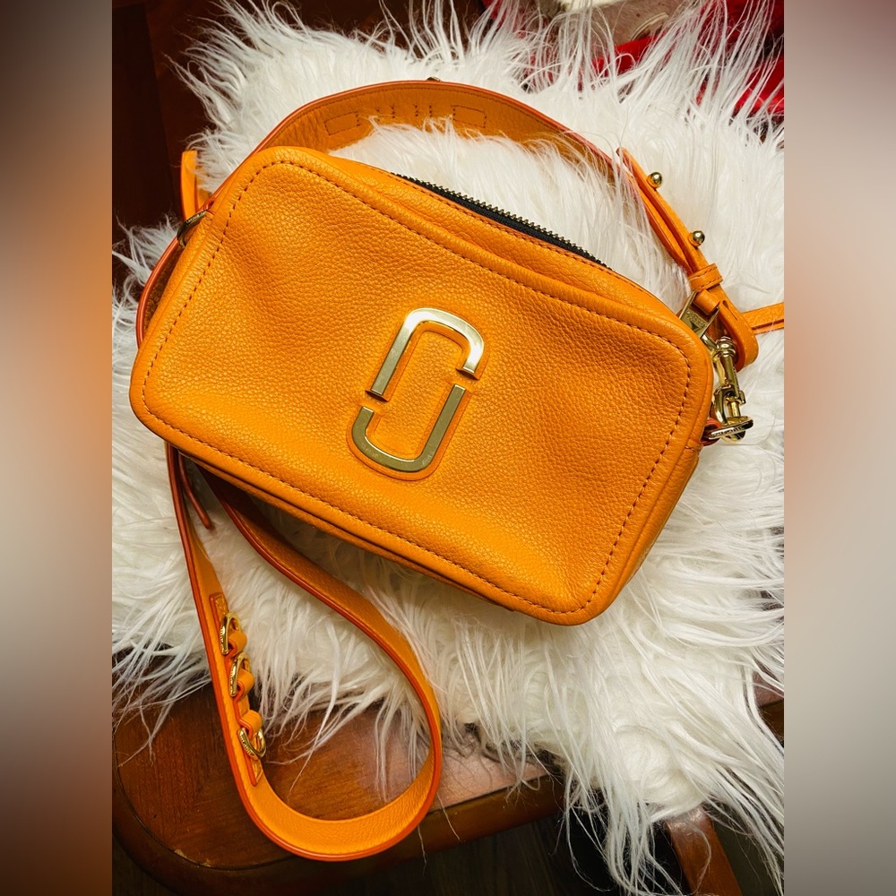 Marc Jacobs softshot orange crossbody purse